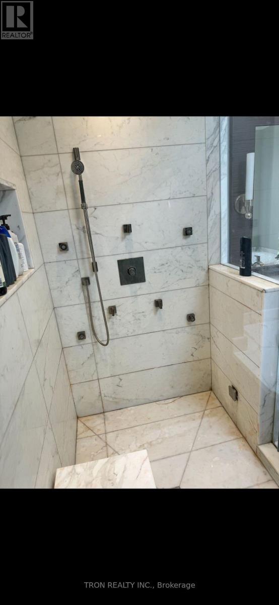 148 Delhi Avenue, Toronto, Ontario  M3H 1A6 - Photo 12 - C12419375