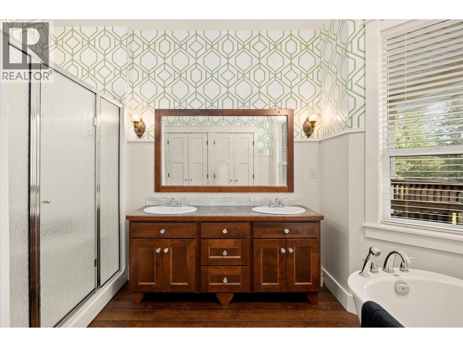 192 Louie View Drive, Lumby, British Columbia  V0E 2G1 - Photo 23 - 10363573