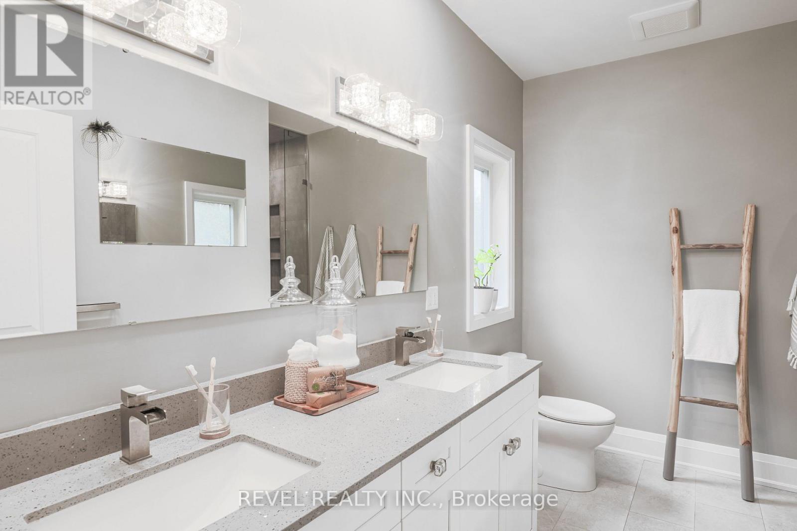 99 Kagawong Road, Kawartha Lakes, Ontario  K0M 1G0 - Photo 18 - X12419376
