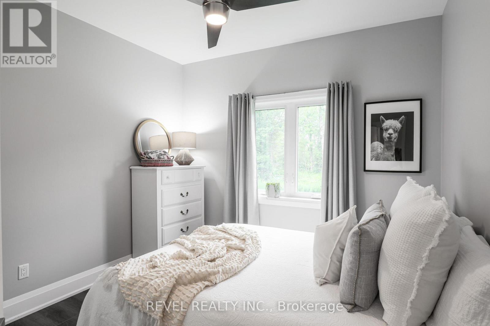 99 Kagawong Road, Kawartha Lakes, Ontario  K0M 1G0 - Photo 20 - X12419376