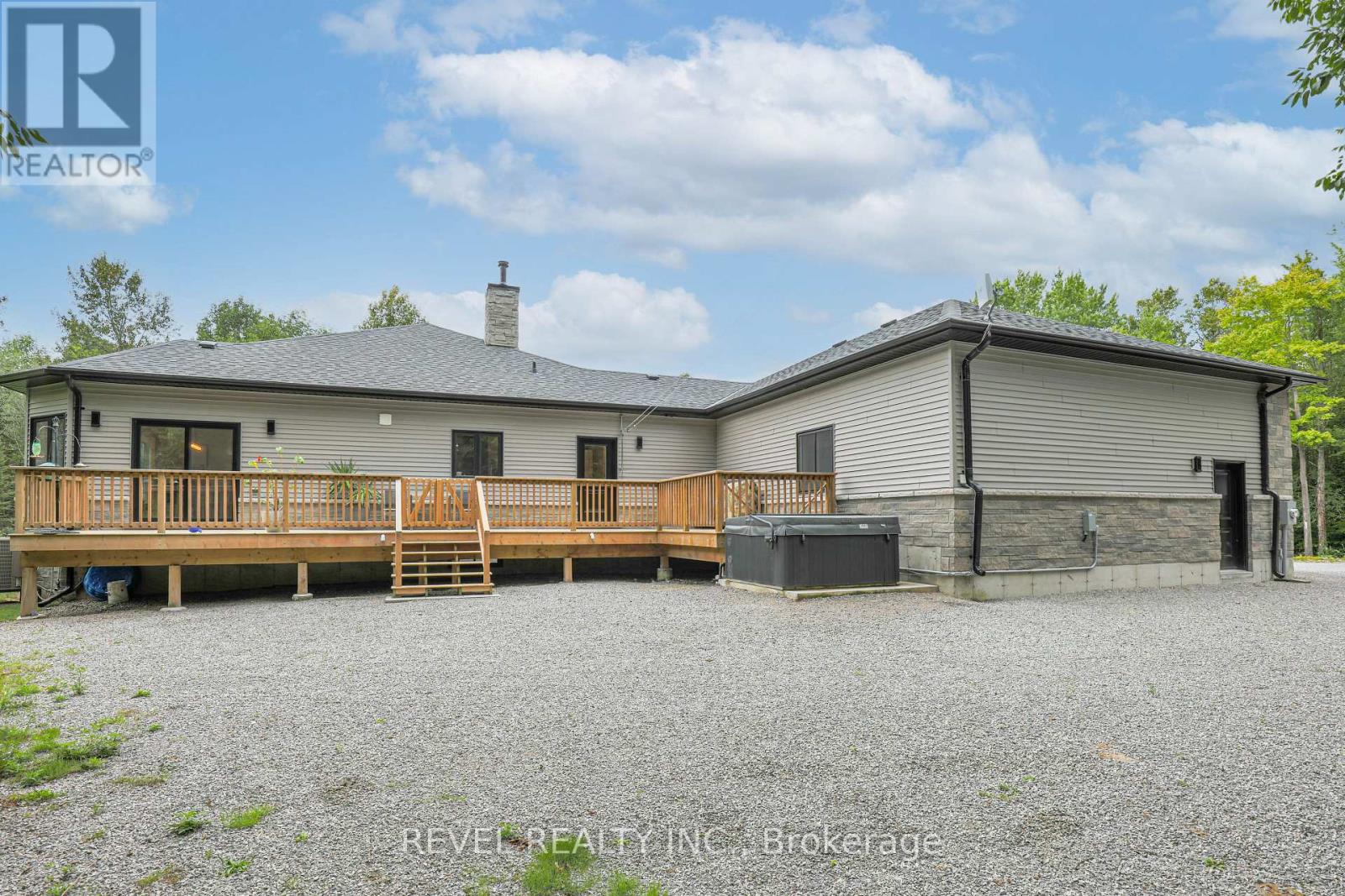 99 Kagawong Road, Kawartha Lakes, Ontario  K0M 1G0 - Photo 39 - X12419376