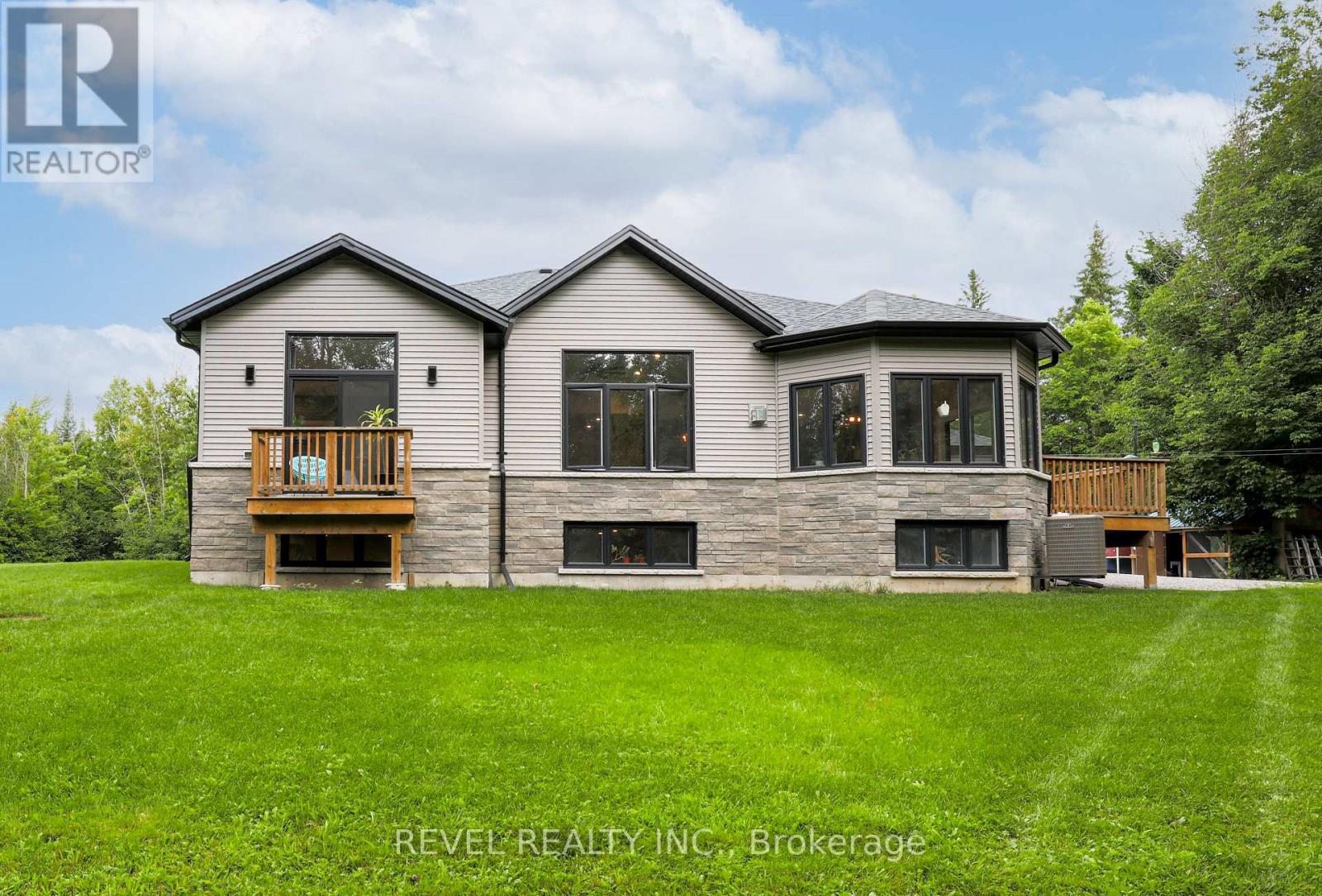 99 Kagawong Road, Kawartha Lakes, Ontario  K0M 1G0 - Photo 44 - X12419376