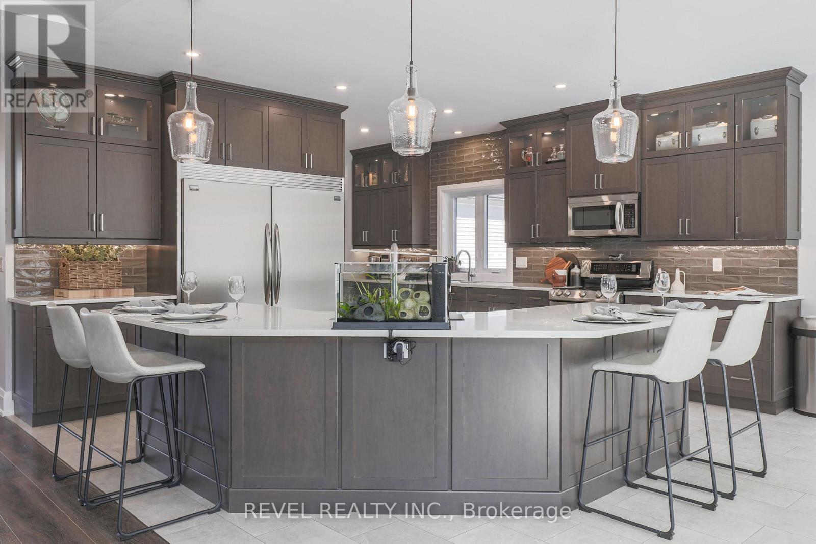 99 Kagawong Road, Kawartha Lakes, Ontario  K0M 1G0 - Photo 6 - X12419376