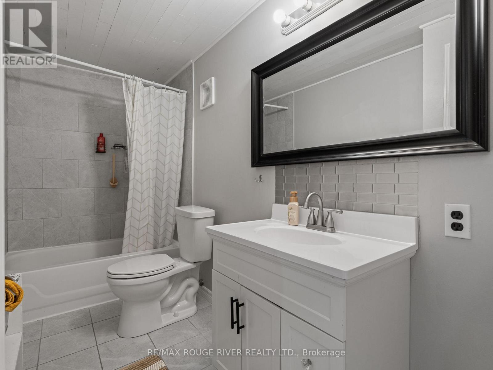 414 Alexandria Drive, Cobourg, Ontario  K9A 5T1 - Photo 21 - X12419426