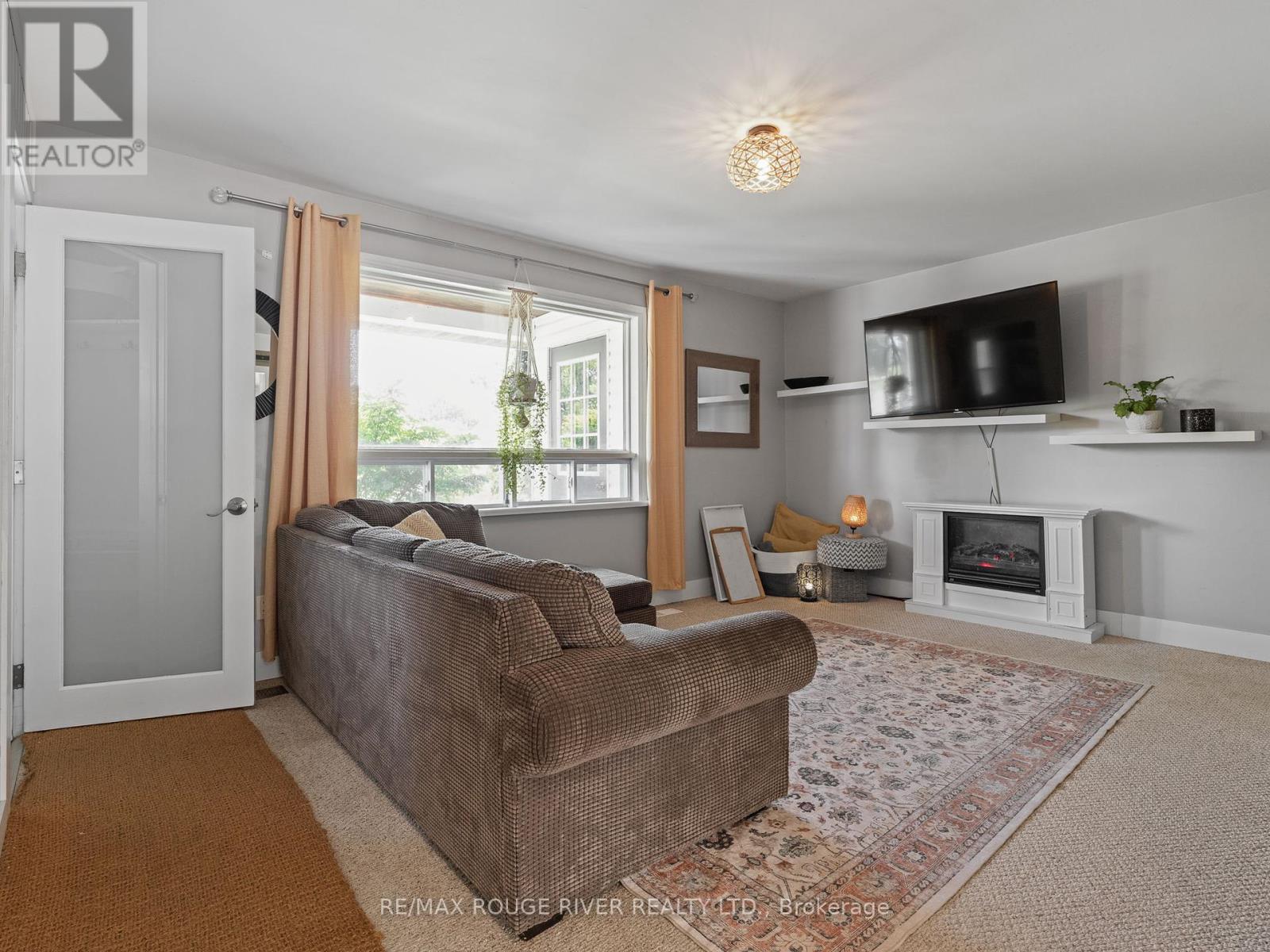 414 Alexandria Drive, Cobourg, Ontario  K9A 5T1 - Photo 7 - X12419426