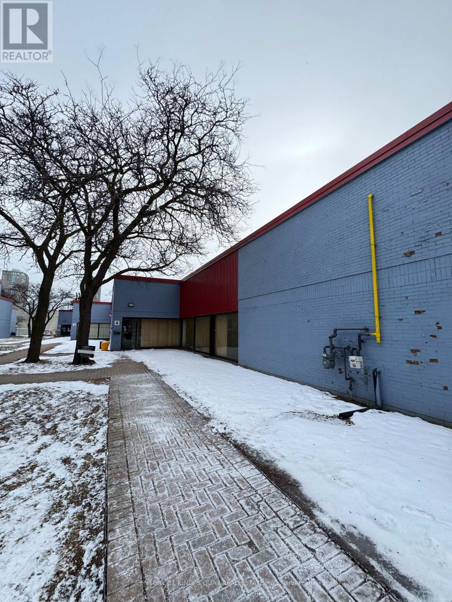 4 - 70 Milner Avenue, Toronto (Agincourt South-Malvern West), Ontario  M1S 3P8 - Photo 1 - E12419267