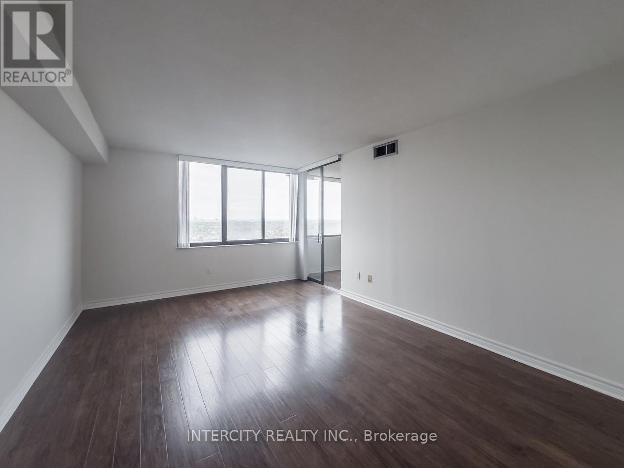 2102 - 2350 Bridletowne Circle, Toronto, Ontario  M1W 3E6 - Photo 12 - E12419300