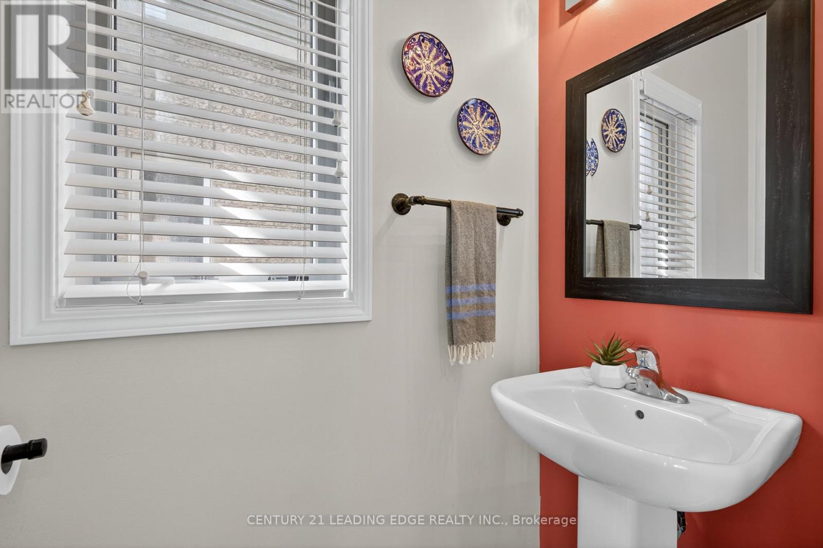 14 Rennie Street, Brock, Ontario  L0C 1H0 - Photo 23 - N12419268