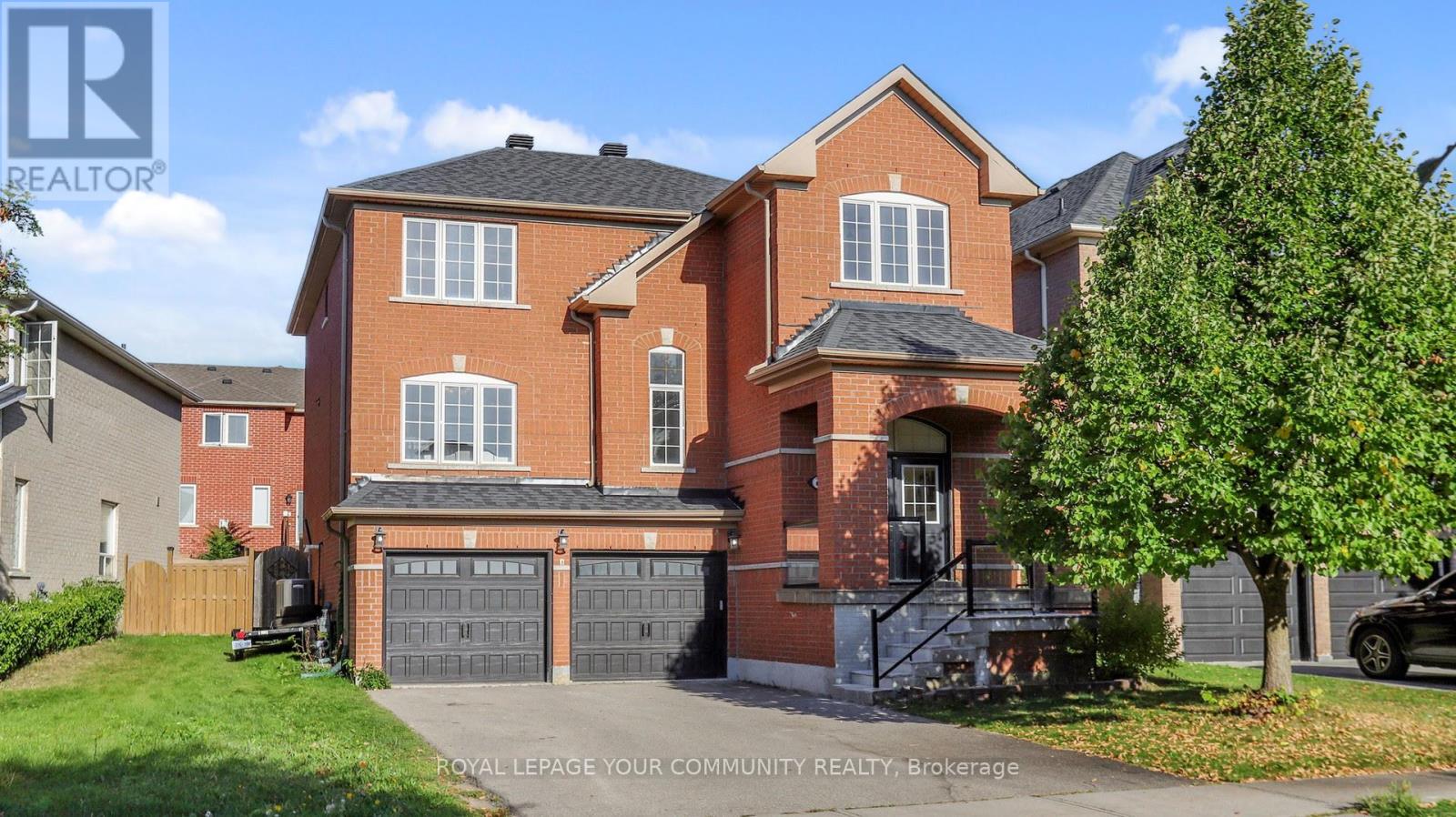 61 MYNDEN WAY, Newmarket, Ontario