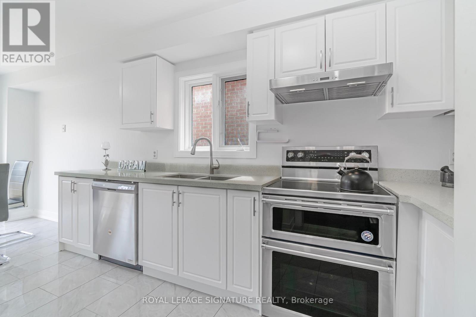 217 Sophia Road, Markham, Ontario  L3S 4C5 - Photo 16 - N12419317