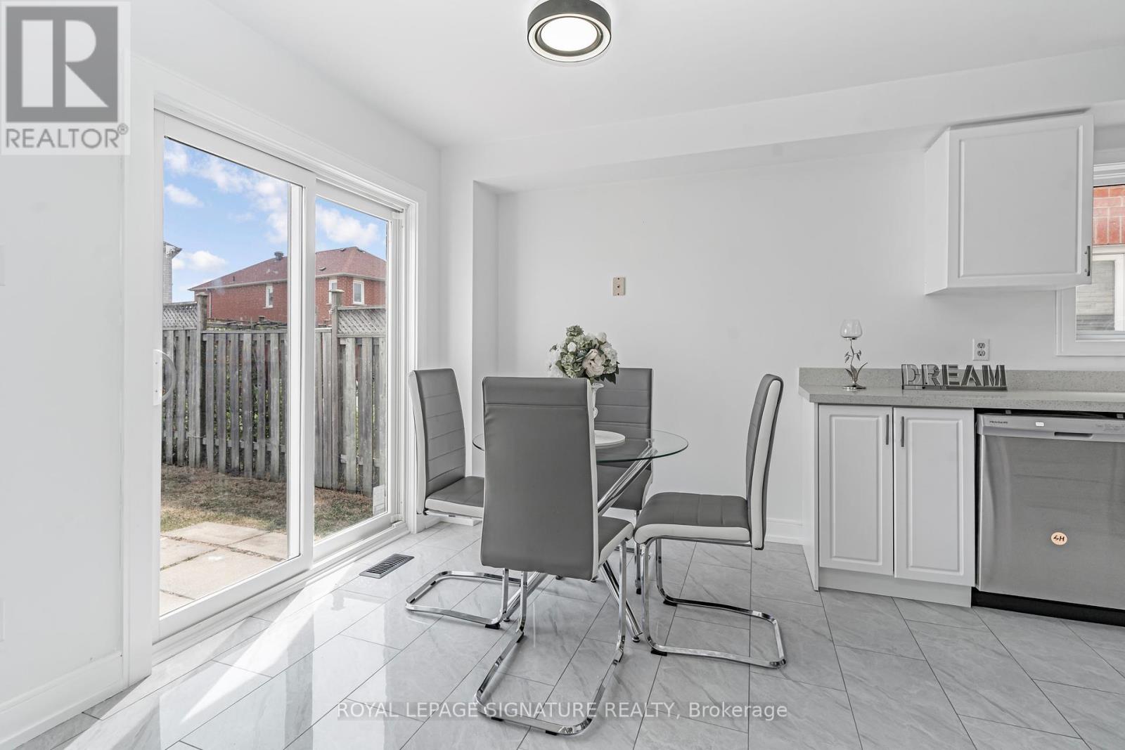 217 Sophia Road, Markham, Ontario  L3S 4C5 - Photo 17 - N12419317