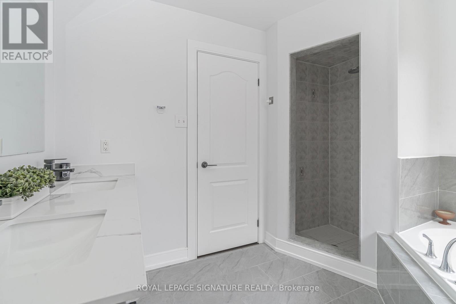 217 Sophia Road, Markham, Ontario  L3S 4C5 - Photo 26 - N12419317