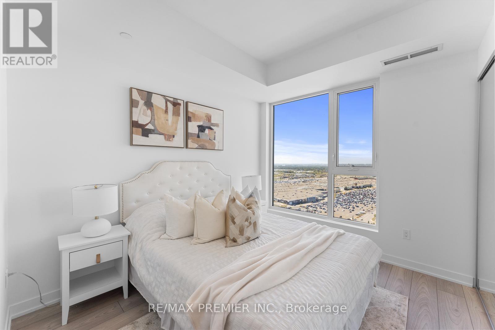 2617 - 10 Abeja Street, Vaughan, Ontario  L4K 0R4 - Photo 15 - N12419363