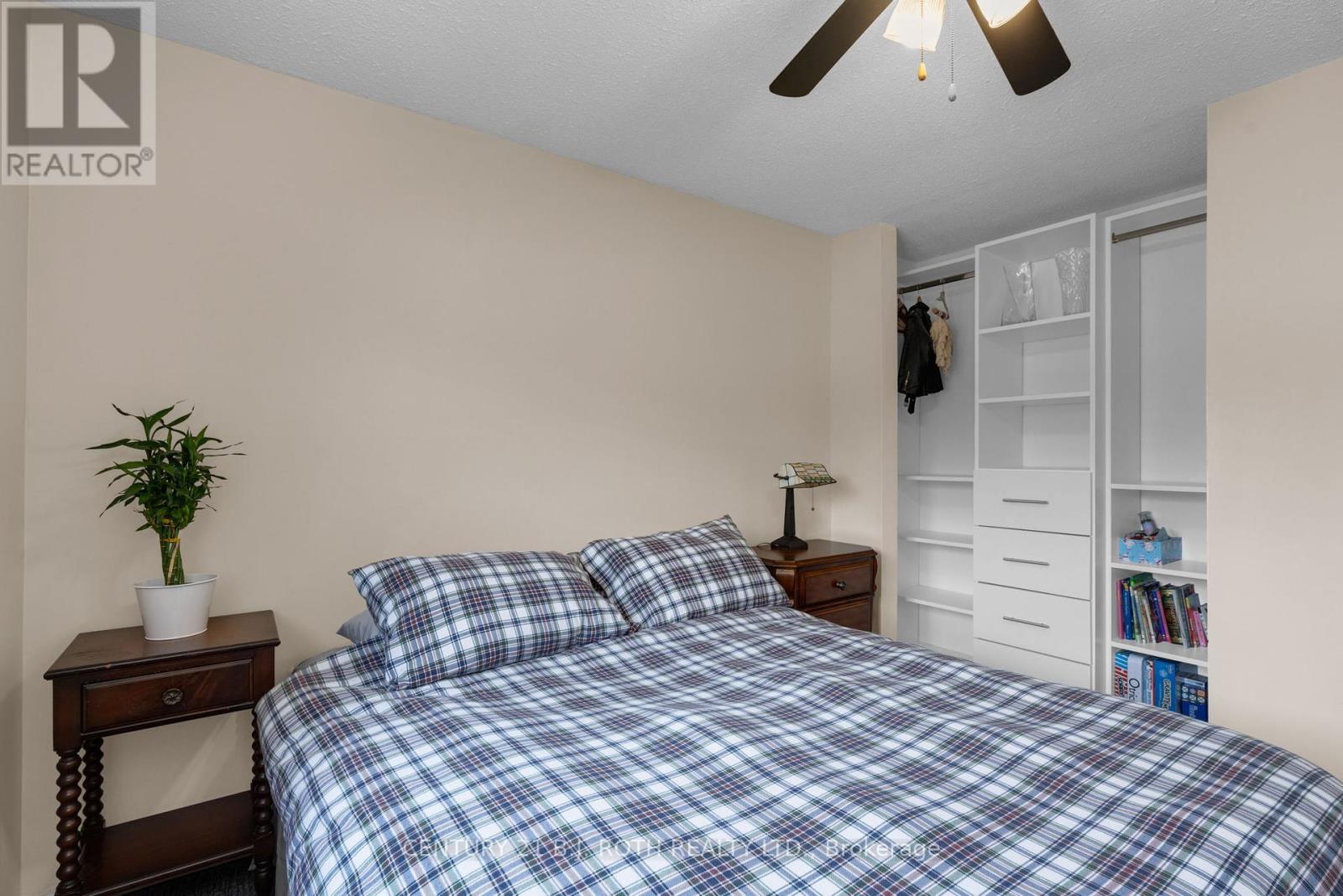 20 Chippawa Court, Barrie (North Shore), Ontario  L4M 5N8 - Photo 16 - S12419327