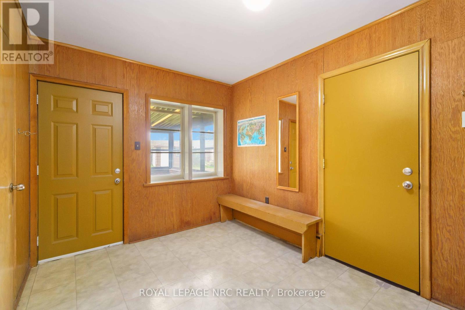 4 Oakmount Road, Welland, Ontario  L3C 4X8 - Photo 37 - X12419390