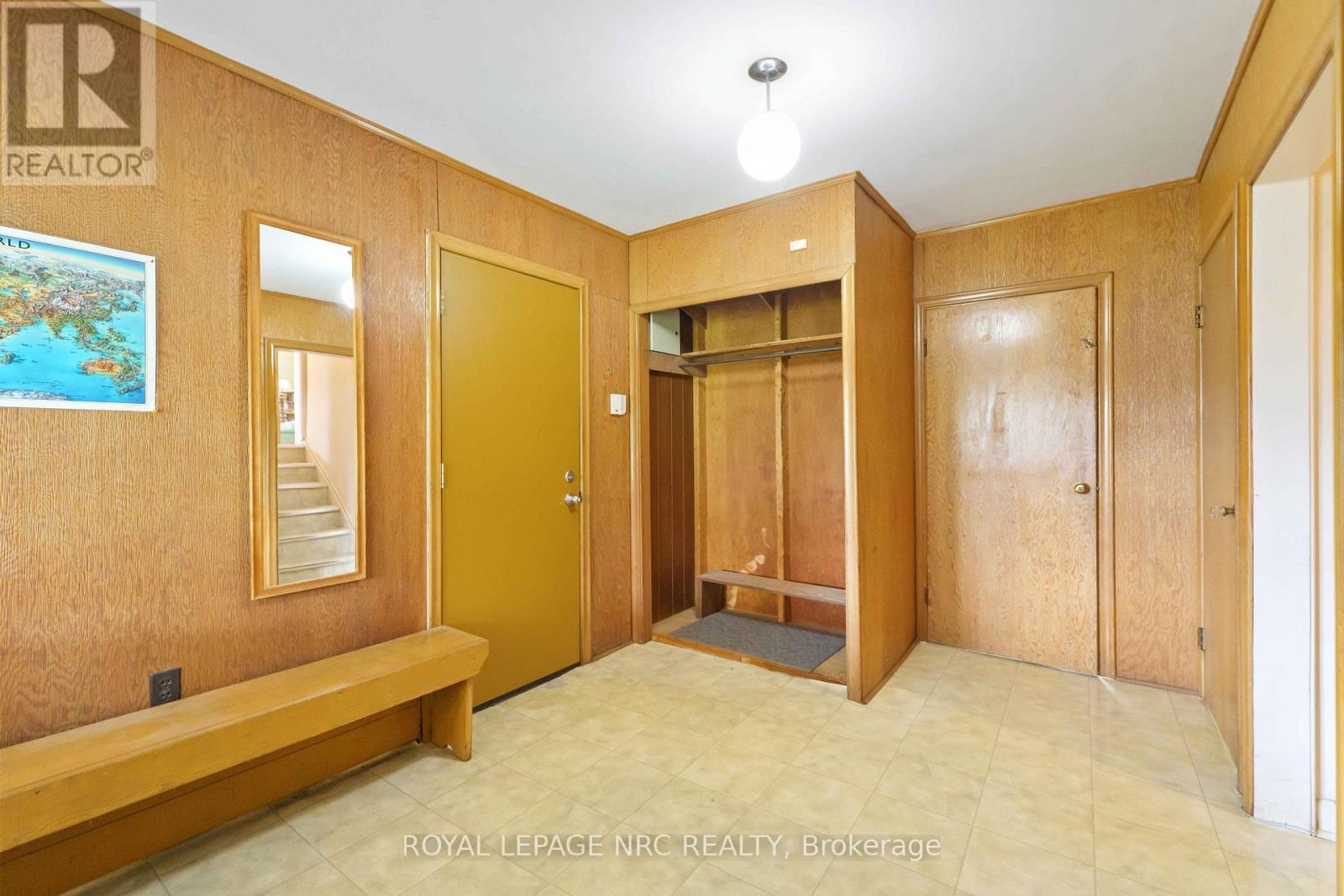 4 Oakmount Road, Welland, Ontario  L3C 4X8 - Photo 38 - X12419390