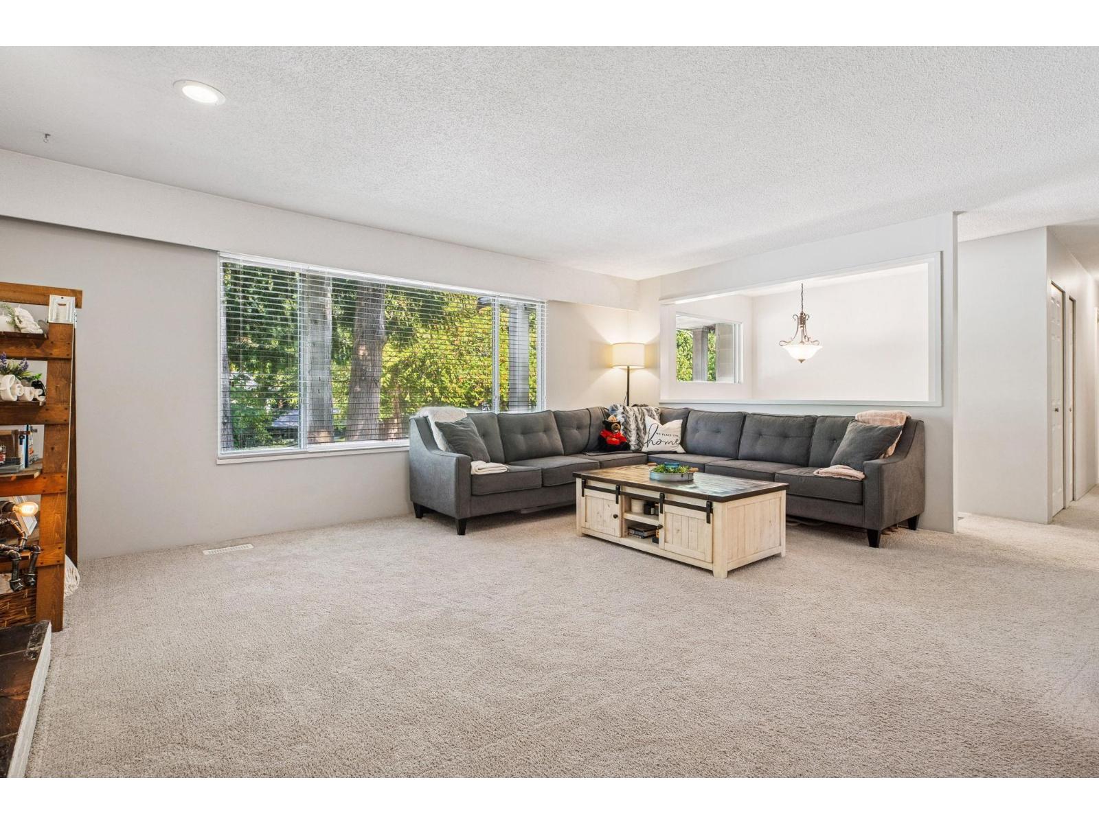 19674 47 Avenue, Langley, British Columbia  V3A 5G8 - Photo 4 - R3050149