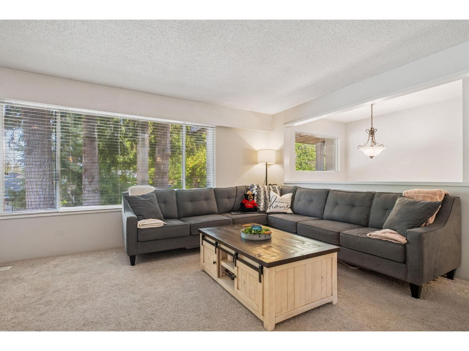 19674 47 Avenue, Langley, British Columbia  V3A 5G8 - Photo 6 - R3050149