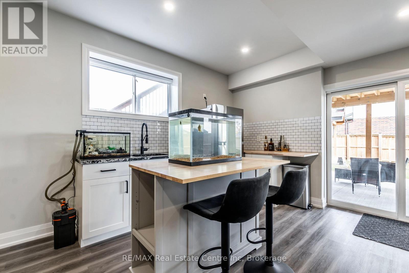 49 Keating Street, Guelph, Ontario  N1E 0S2 - Photo 32 - X12419395