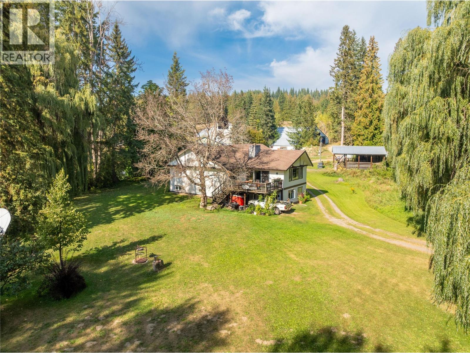 727 Grandview Bench Road, salmon arm, British Columbia