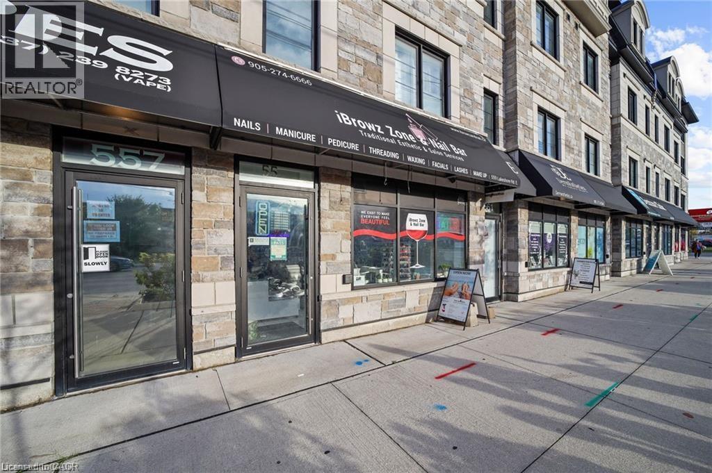 559 Lakeshore Road E, Mississauga, Ontario  L5G 0A8 - Photo 3 - 40772418