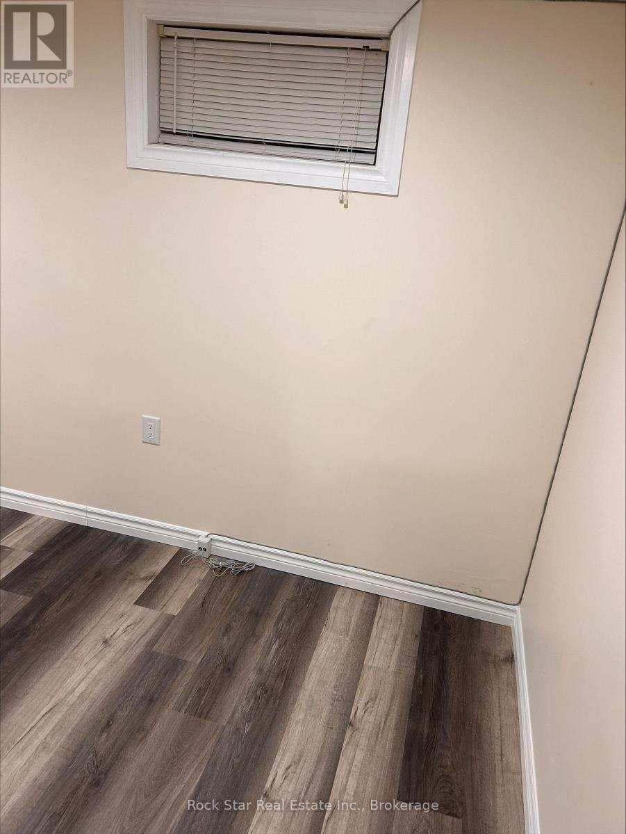 1597 Dixie Street, London East, Ontario  N5V 1Y8 - Photo 10 - X12417106