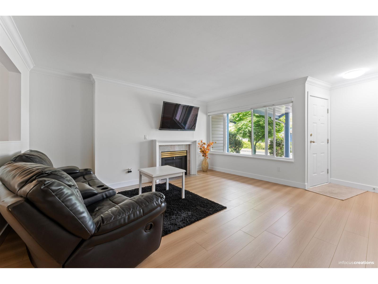 101 7881 120a Street, Surrey, British Columbia  V3W 0Y7 - Photo 3 - R3050559