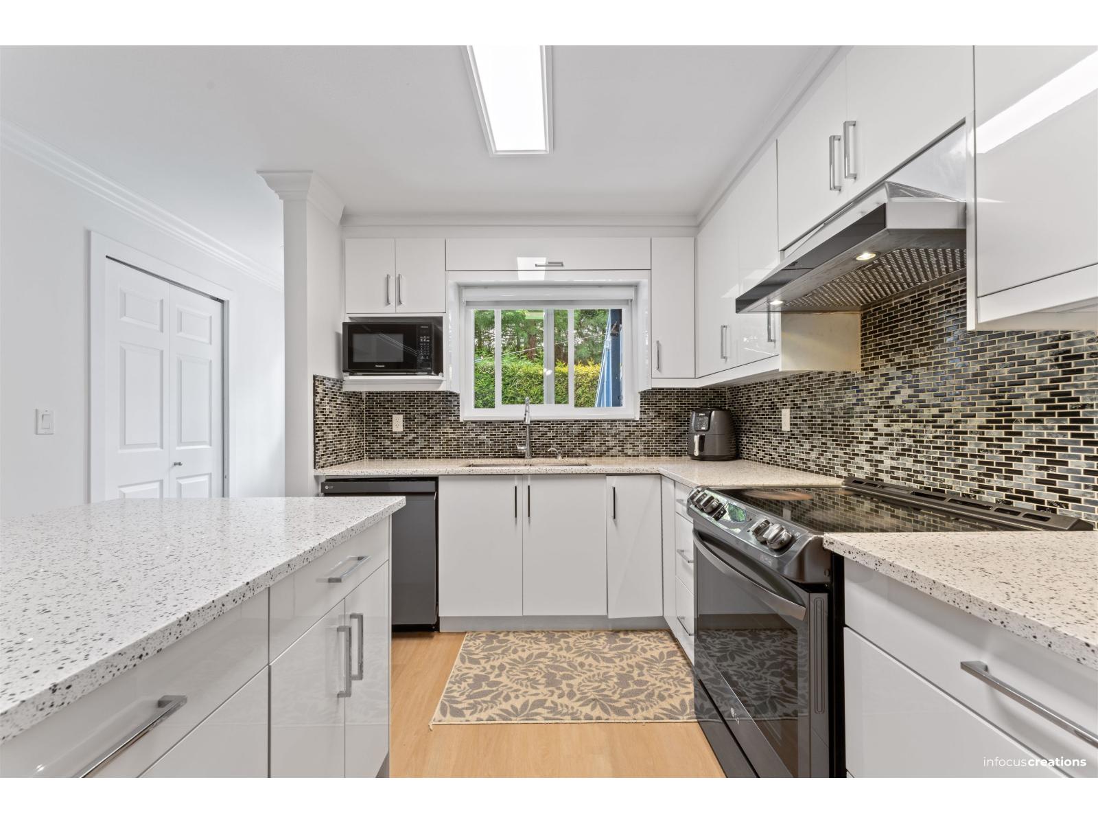 101 7881 120a Street, Surrey, British Columbia  V3W 0Y7 - Photo 8 - R3050559