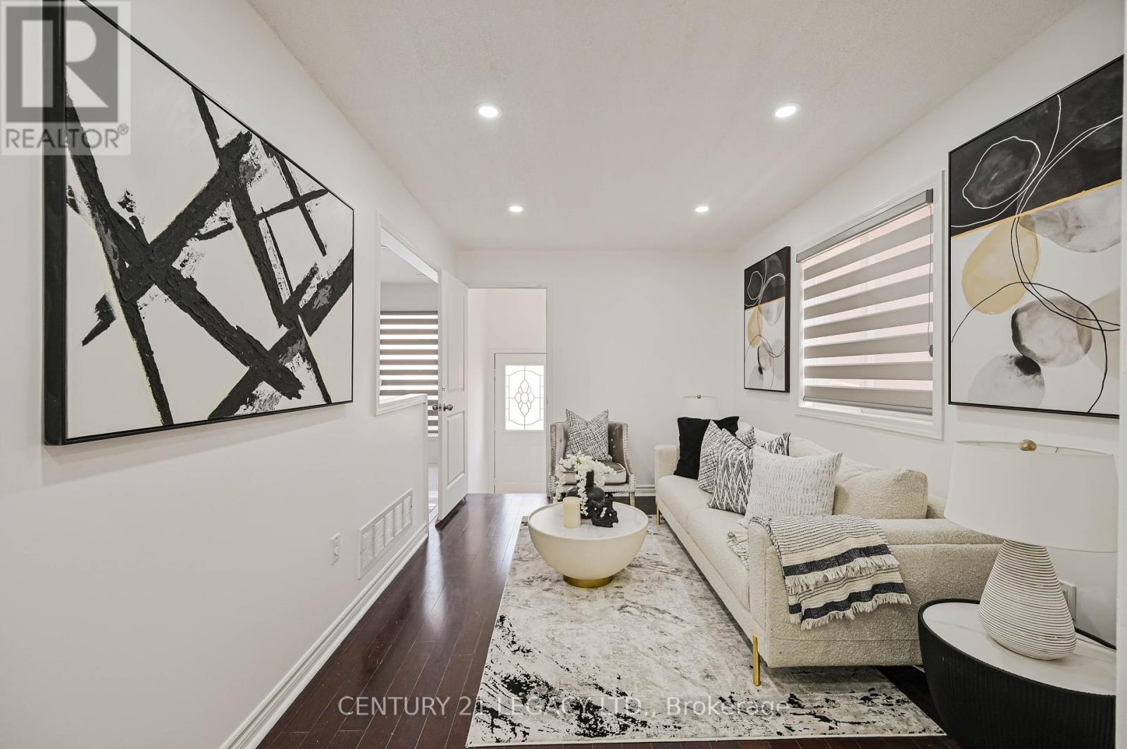 15 Dusty Star Road, Brampton (Sandringham-Wellington), Ontario  L6R 1Y5 - Photo 12 - W12419292