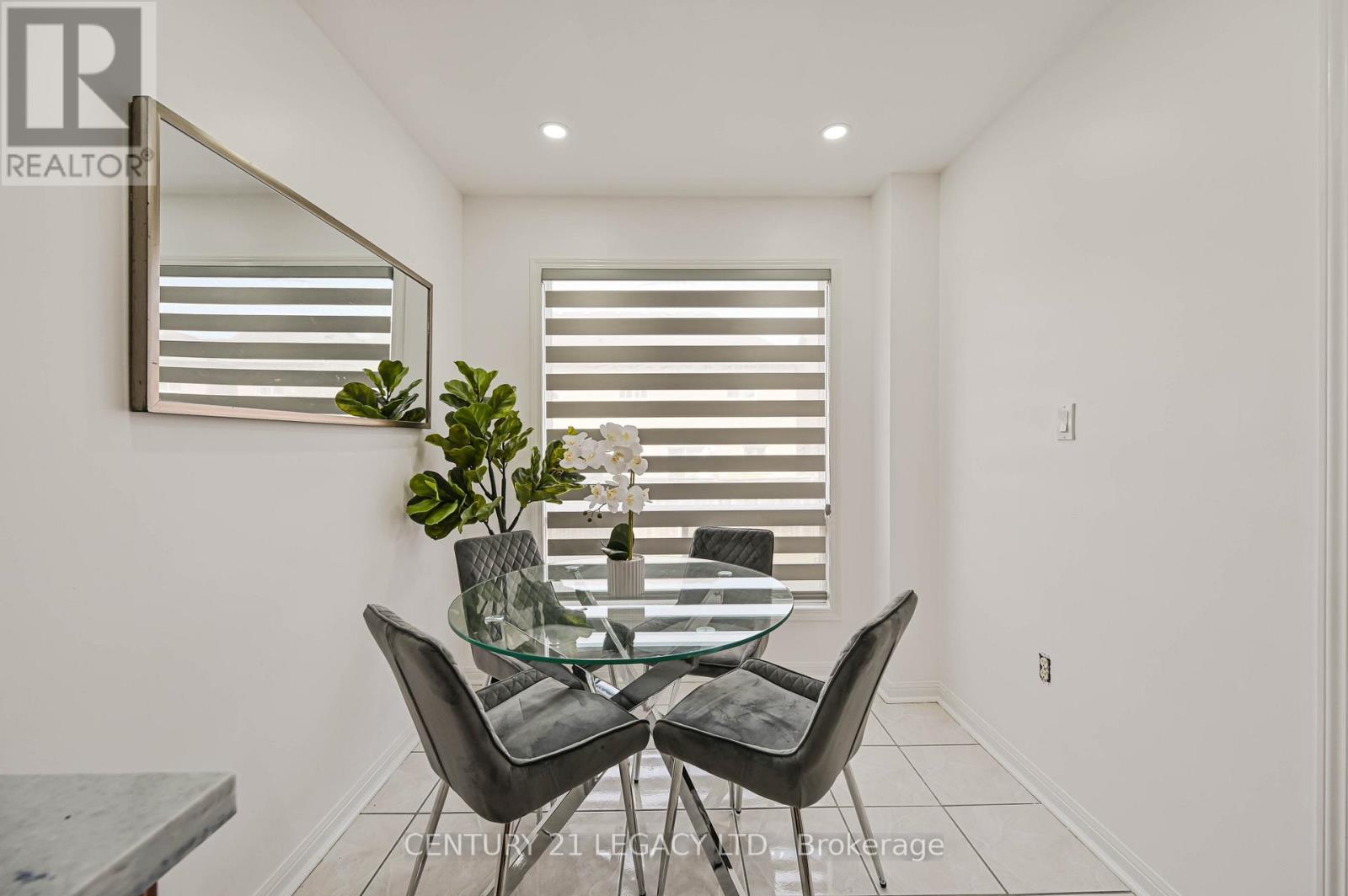 15 Dusty Star Road, Brampton (Sandringham-Wellington), Ontario  L6R 1Y5 - Photo 14 - W12419292