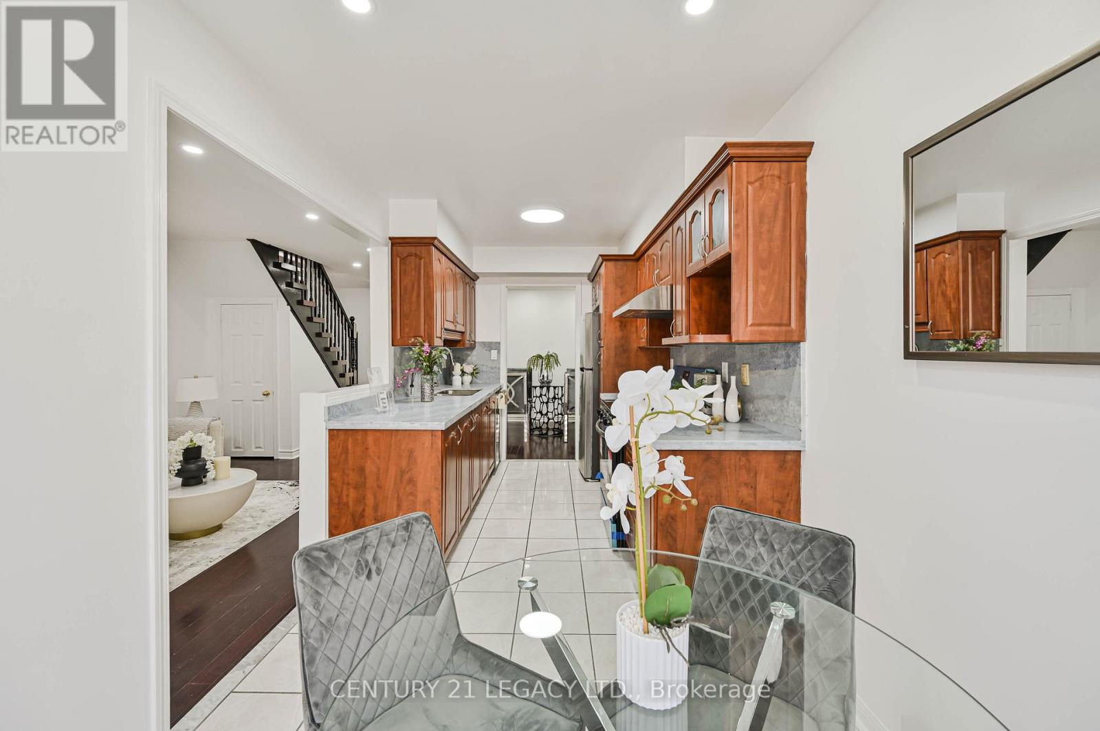 15 Dusty Star Road, Brampton (Sandringham-Wellington), Ontario  L6R 1Y5 - Photo 17 - W12419292