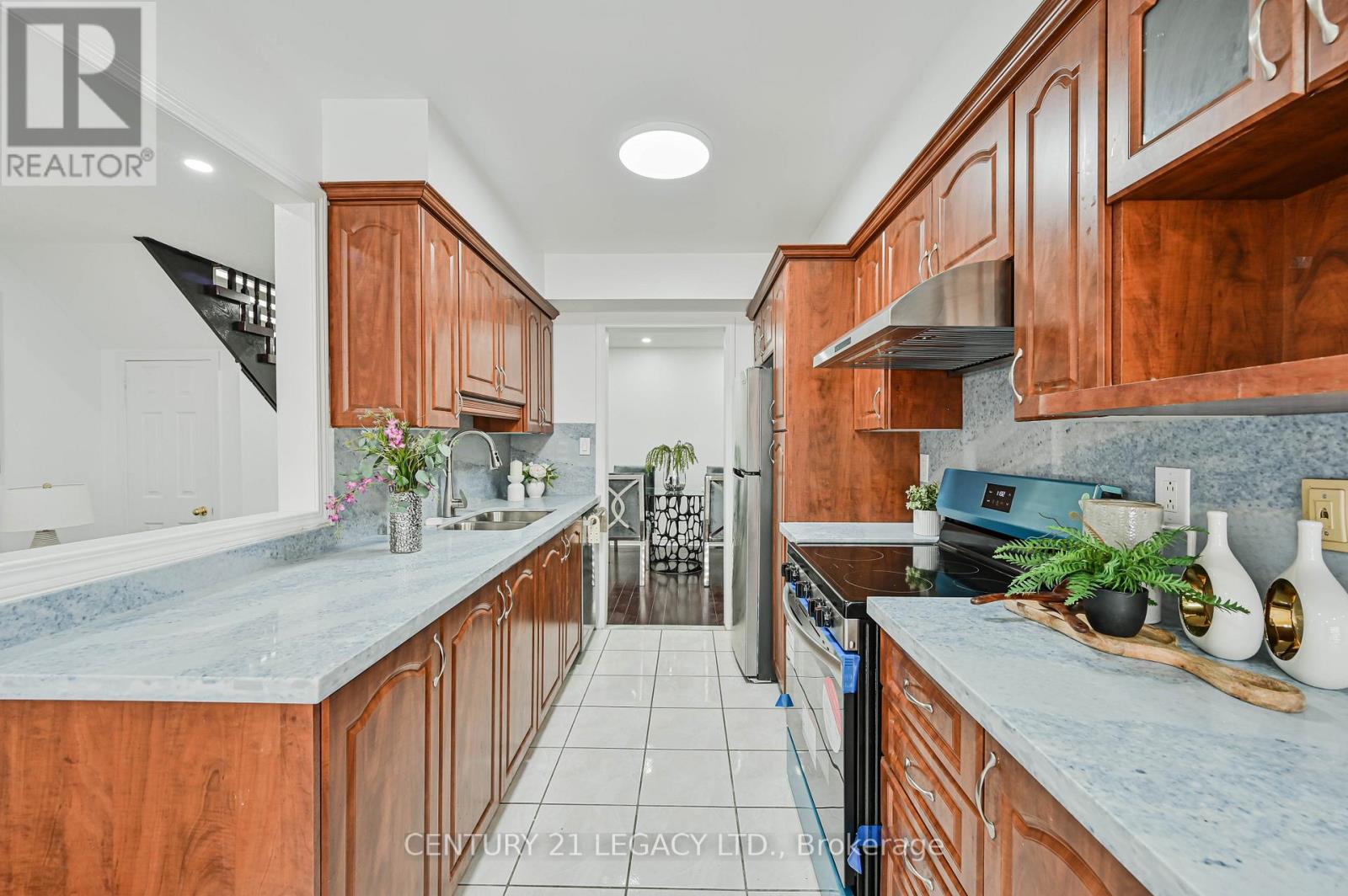 15 Dusty Star Road, Brampton (Sandringham-Wellington), Ontario  L6R 1Y5 - Photo 19 - W12419292