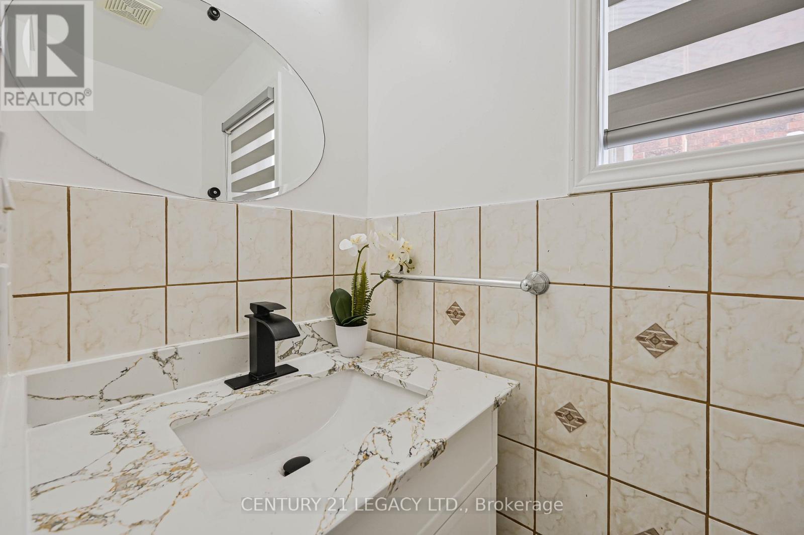 15 Dusty Star Road, Brampton (Sandringham-Wellington), Ontario  L6R 1Y5 - Photo 24 - W12419292