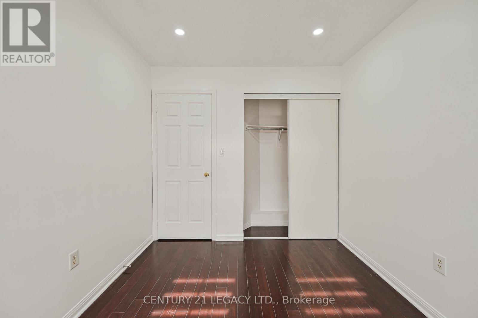 15 Dusty Star Road, Brampton (Sandringham-Wellington), Ontario  L6R 1Y5 - Photo 37 - W12419292