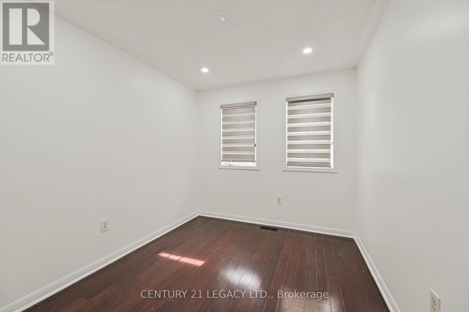 15 Dusty Star Road, Brampton (Sandringham-Wellington), Ontario  L6R 1Y5 - Photo 38 - W12419292