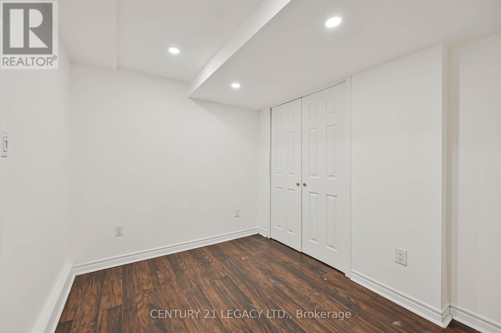15 Dusty Star Road, Brampton (Sandringham-Wellington), Ontario  L6R 1Y5 - Photo 47 - W12419292