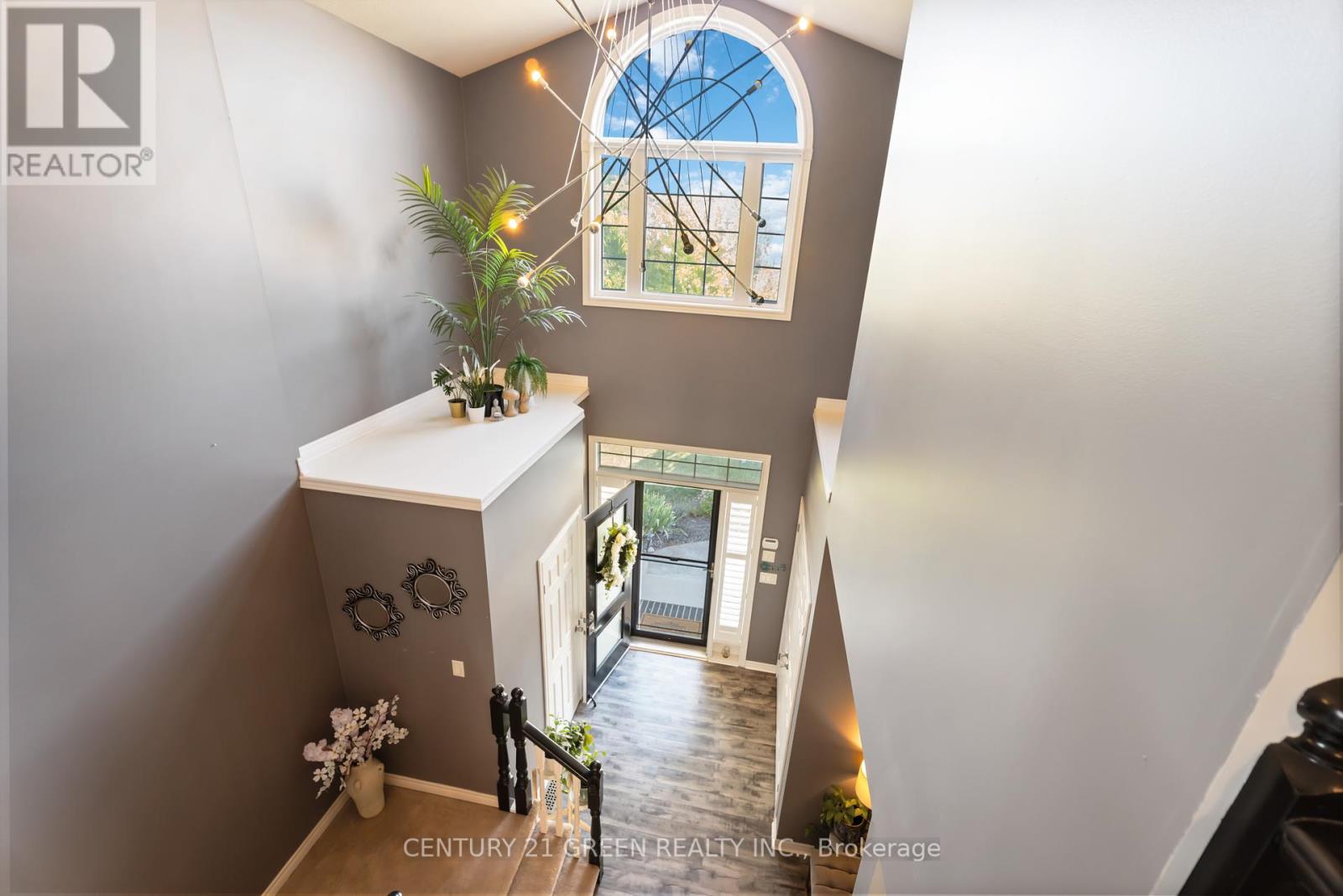 39 Honey Locust Circle, Thorold, Ontario  L2V 5E3 - Photo 17 - X12419253