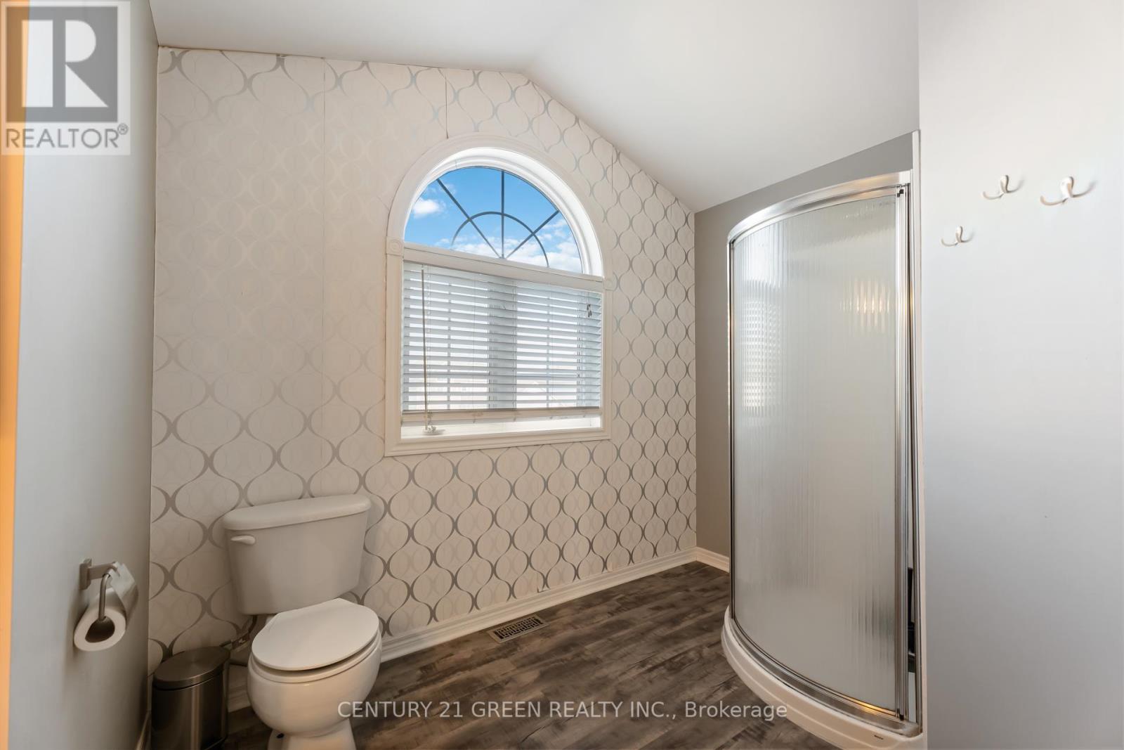 39 Honey Locust Circle, Thorold, Ontario  L2V 5E3 - Photo 21 - X12419253