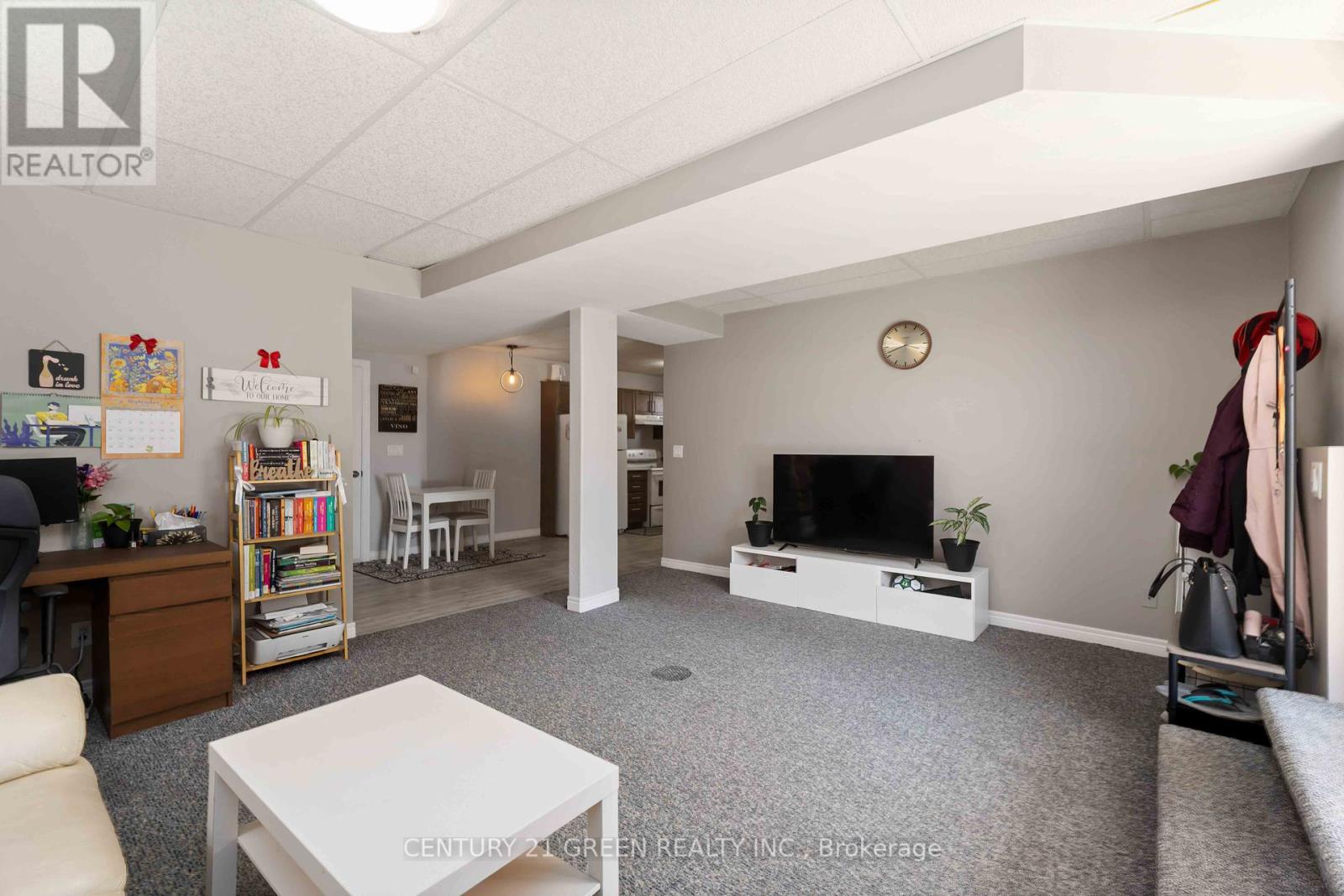 39 Honey Locust Circle, Thorold, Ontario  L2V 5E3 - Photo 31 - X12419253