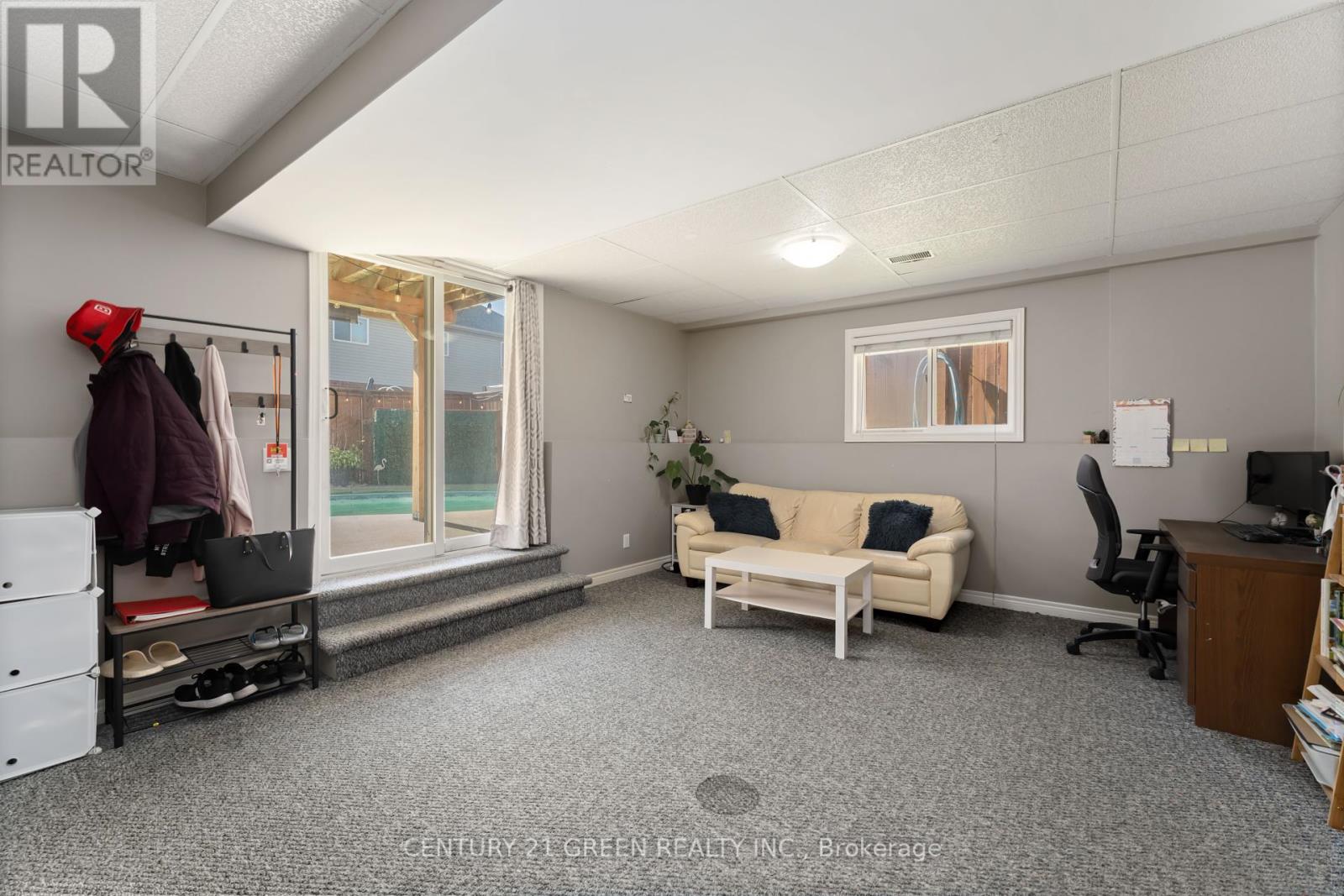 39 Honey Locust Circle, Thorold, Ontario  L2V 5E3 - Photo 33 - X12419253
