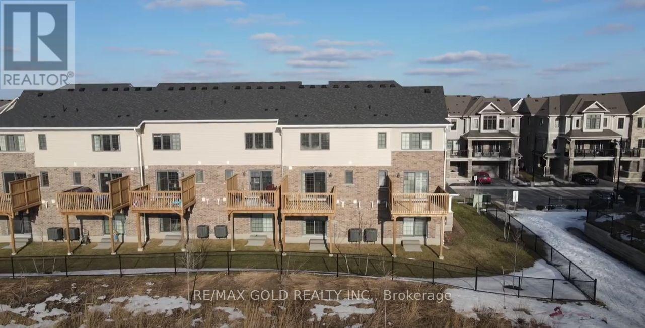 22 Bank Swallow Crescent, Kitchener, Ontario  N2P 2N3 - Photo 13 - X12419283