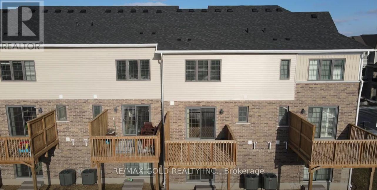 22 Bank Swallow Crescent, Kitchener, Ontario  N2P 2N3 - Photo 14 - X12419283