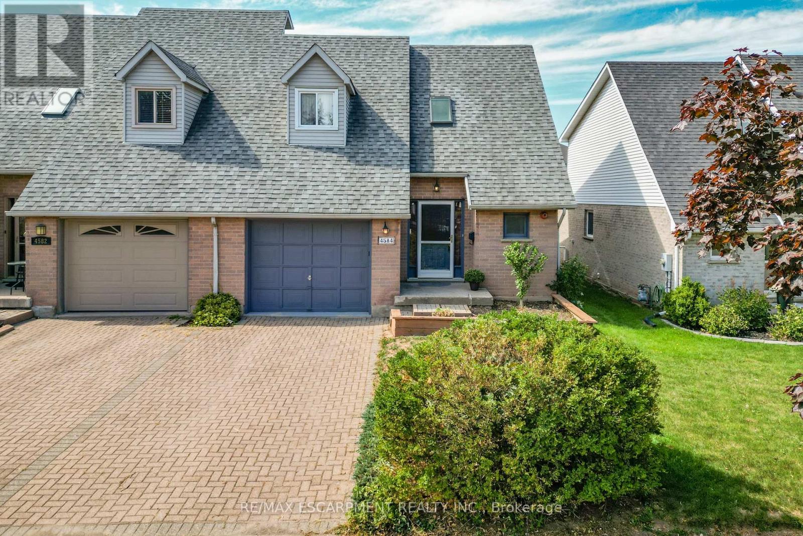 4584 JUNIPER COURT, Lincoln, Ontario