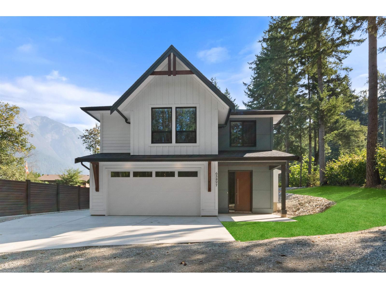 65897 Kawkawa Lake Road, Kawkawa Lake, Hope, British Columbia  V0X 1L1 - Photo 1 - R3027229
