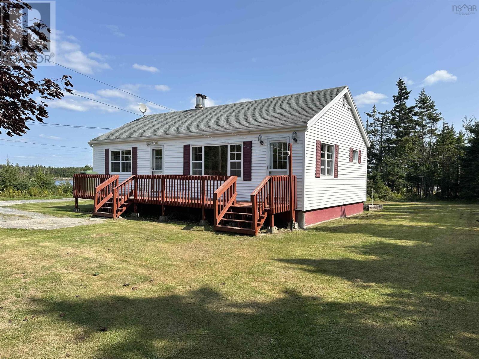 Property at 1110 Mushaboom Road image 5
