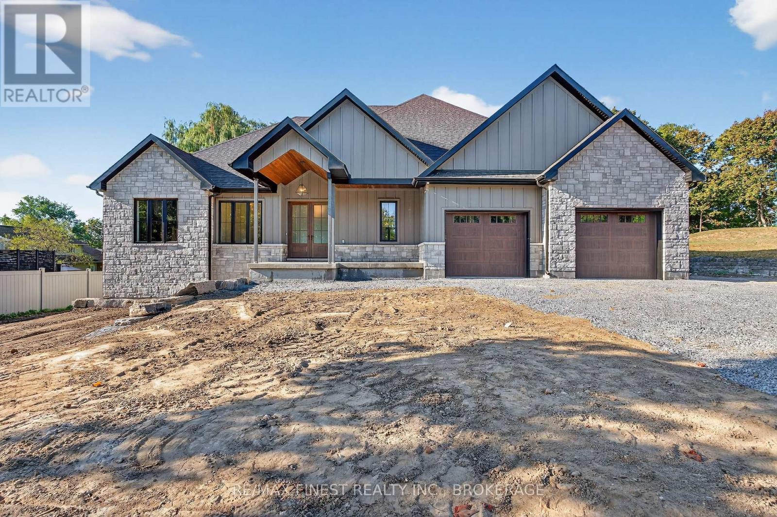 371 Maple Ridge Drive, Kingston, Ontario  K7M 5P1 - Photo 2 - X12419515
