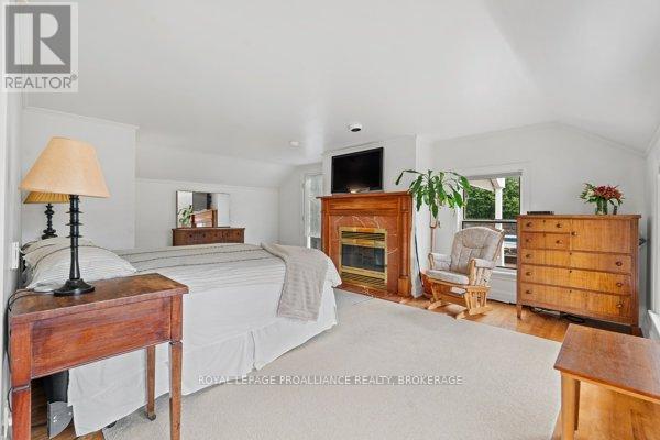 254 Main Street, Kingston, Ontario  K7K 6W4 - Photo 19 - X12419594