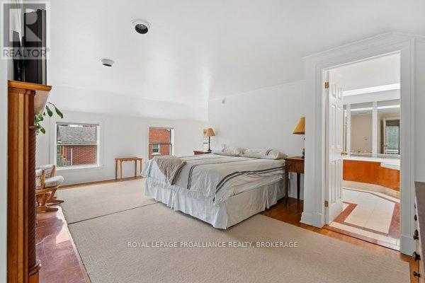 254 Main Street, Kingston, Ontario  K7K 6W4 - Photo 21 - X12419594