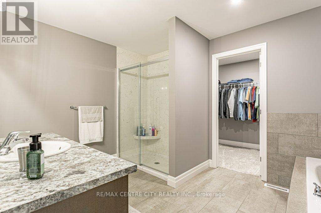 148 Elliott Trail, Thames Centre, Ontario  N0M 2P0 - Photo 27 - X12419471