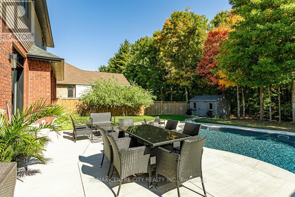 148 Elliott Trail, Thames Centre, Ontario  N0M 2P0 - Photo 39 - X12419471